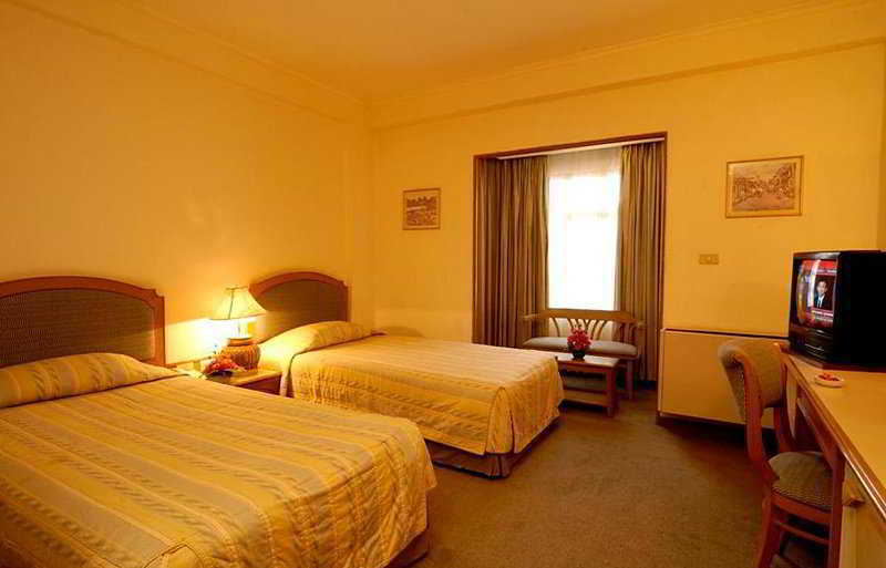 Down Town Inn, Chiang Mai Bagian luar foto